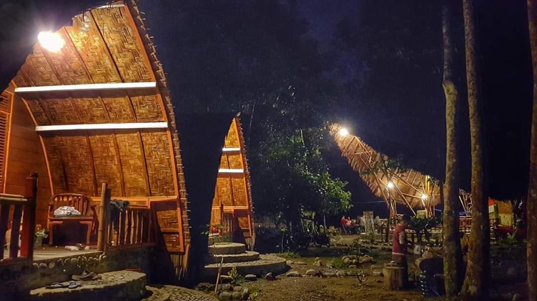 Etalauser Jungle Gate Ecoresort ブキットラワン エクステリア 写真