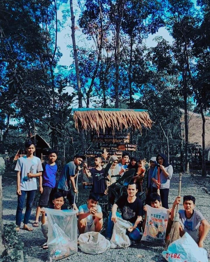 Etalauser Jungle Gate Ecoresort ブキットラワン エクステリア 写真