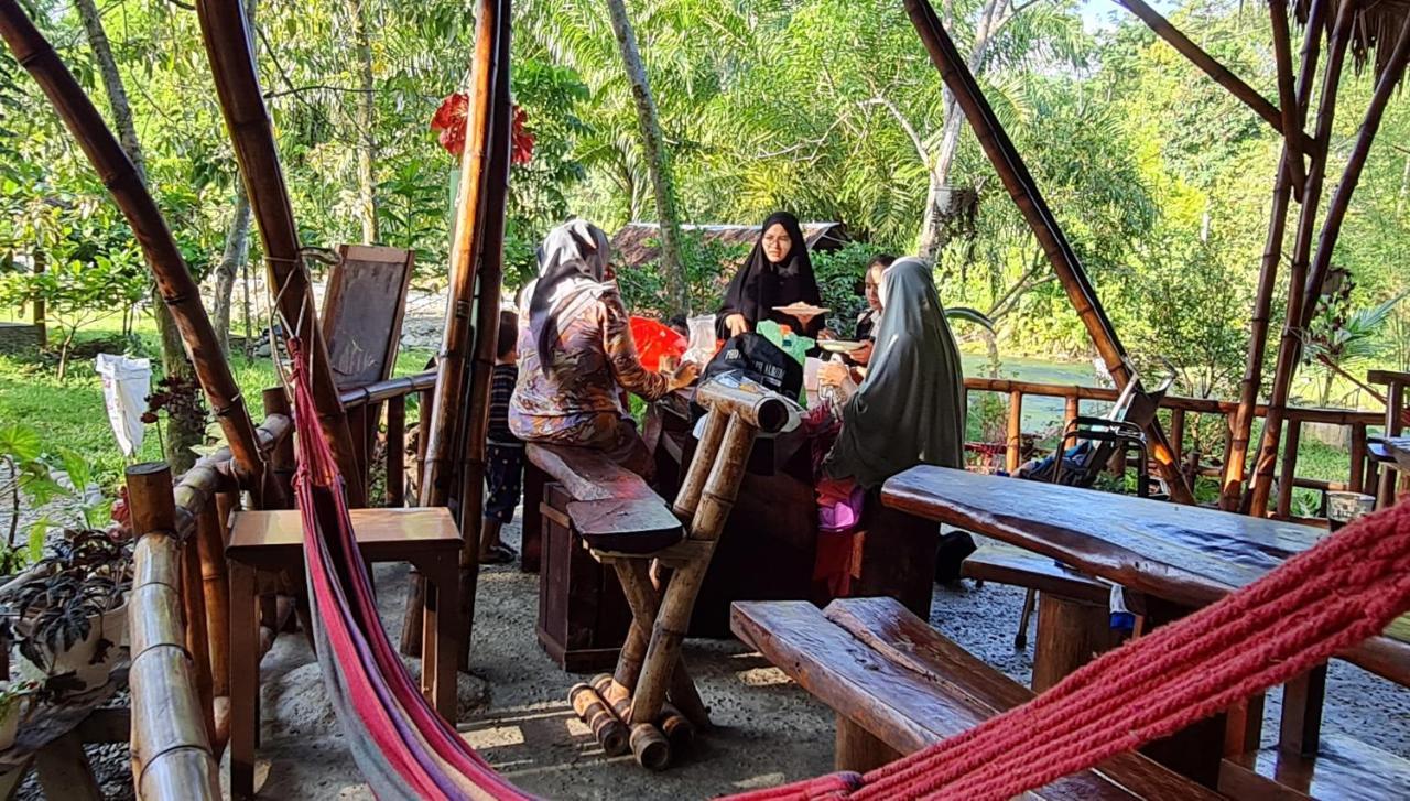 Etalauser Jungle Gate Ecoresort ブキットラワン エクステリア 写真
